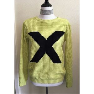 Adorable Lime Green Sweater Like New